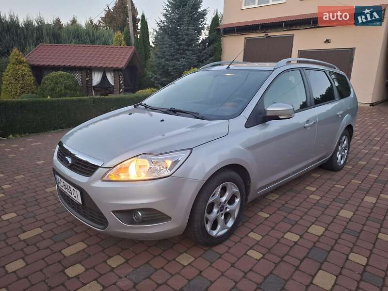 Универсал Ford Focus 2010 в 