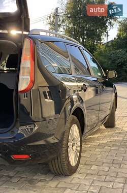 Универсал Ford Focus 2010 в 