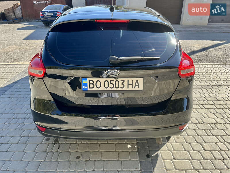 Хэтчбек Ford Focus 2016 в Чорткове