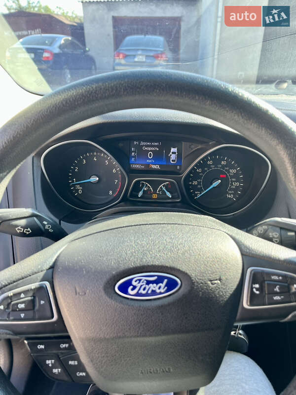 Хэтчбек Ford Focus 2016 в Чорткове