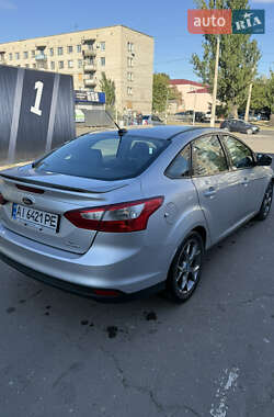 Седан Ford Focus 2014 в 
