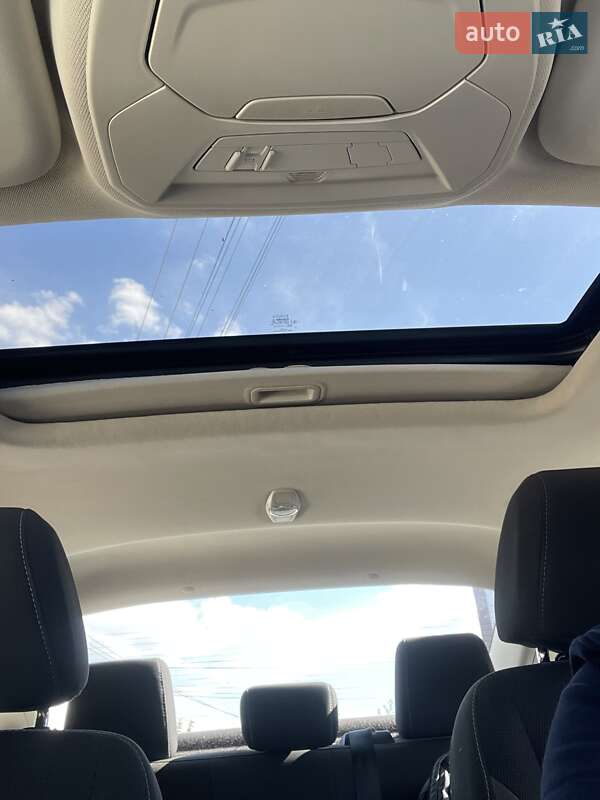 Седан Ford Focus 2014 в Киеве фото 19 Седан Ford Focus 2014 в Киеве