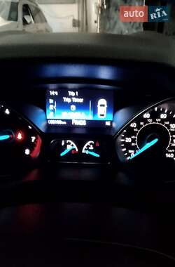 Седан Ford Focus 2015 в 