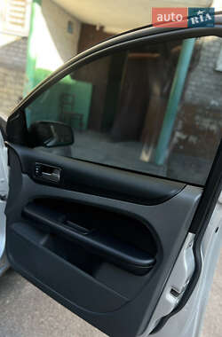 Седан Ford Focus 2007 в 