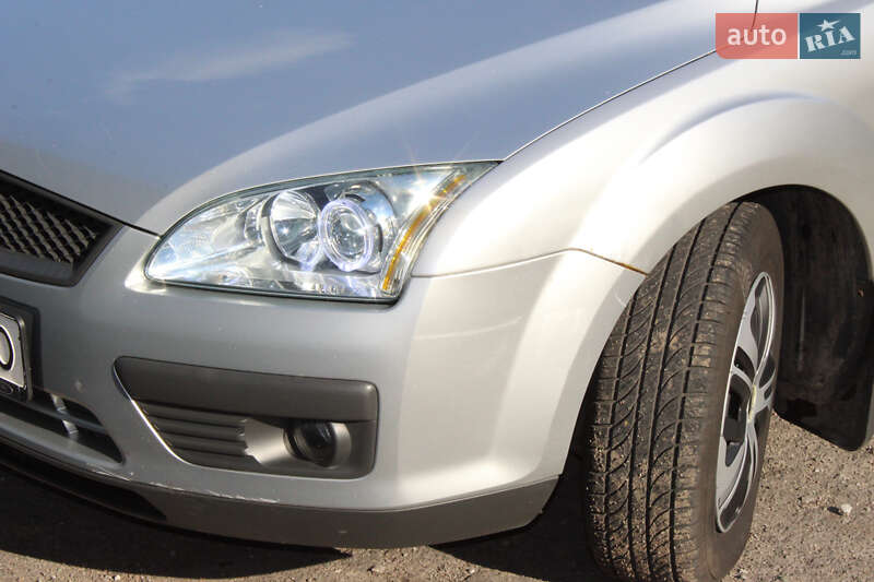 Седан Ford Focus 2007 в Каменском