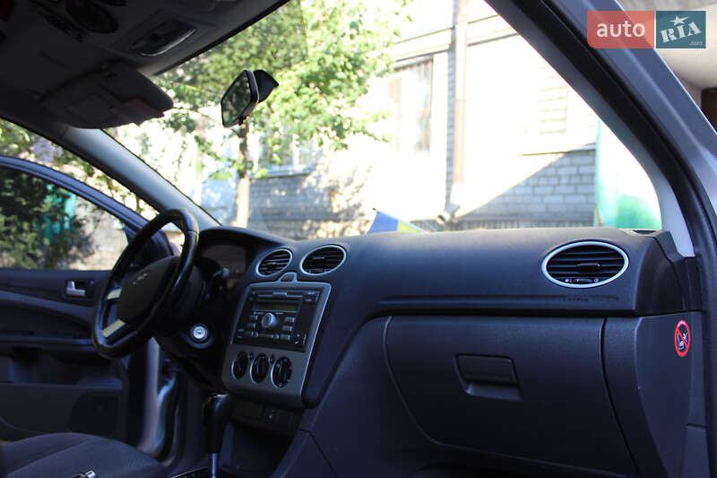 Седан Ford Focus 2007 в Каменском
