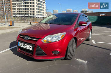Хэтчбек Ford Focus 2013 в 
