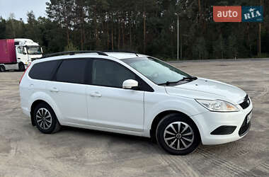 Универсал Ford Focus 2010 в 