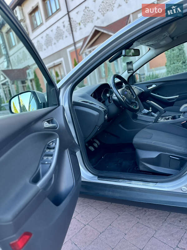 Хетчбек Ford Focus 2011 в Стрию фото 45 Хетчбек Ford Focus 2011 в Стрию