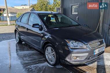 Хэтчбек Ford Focus 2006 в 