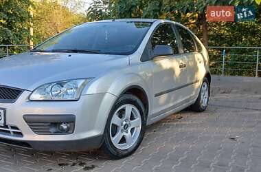 Хэтчбек Ford Focus 2006 в 