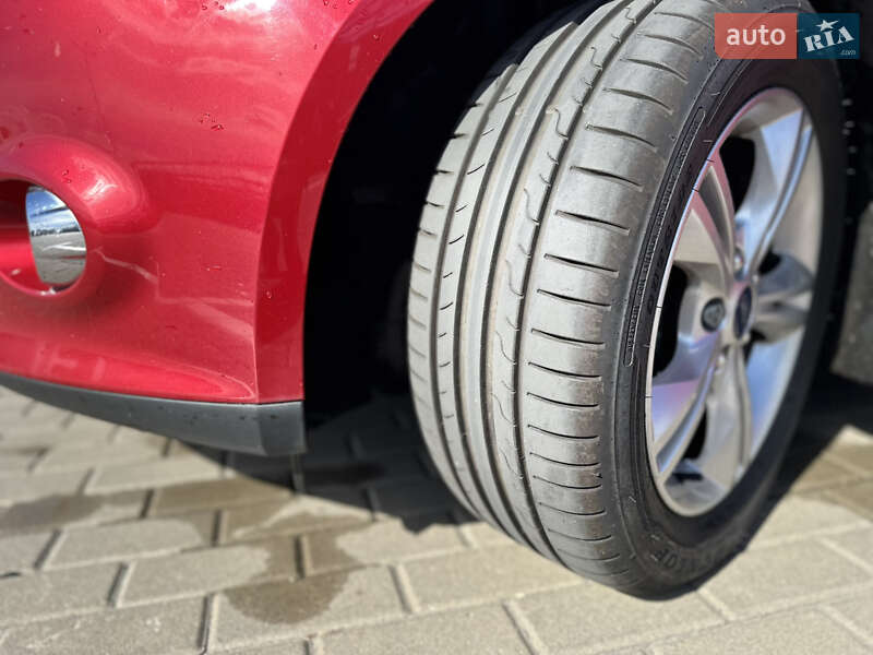 Хэтчбек Ford Focus 2013 в Борисполе