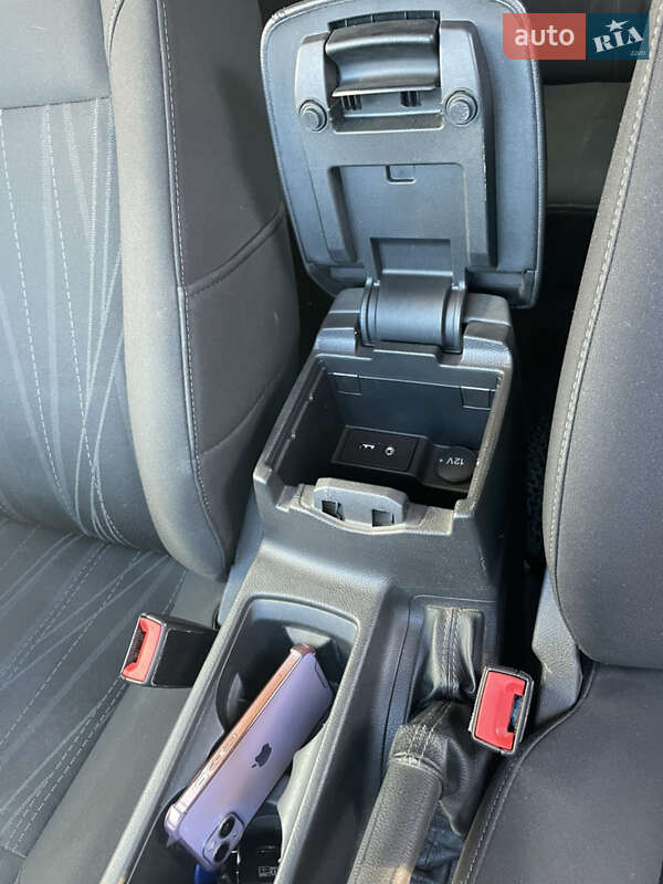 Седан Ford Focus 2015 в Николаеве фото 10 Седан Ford Focus 2015 в Николаеве