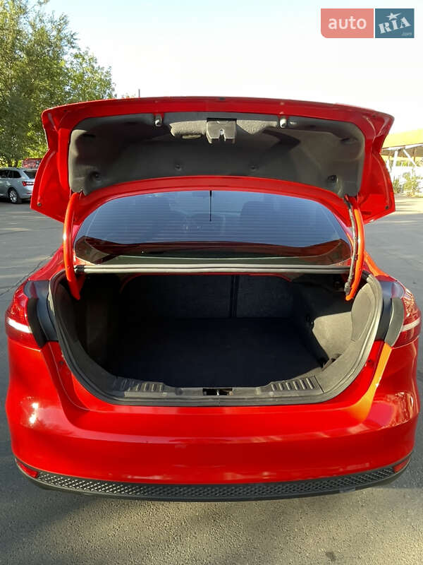 Седан Ford Focus 2015 в Николаеве фото 14 Седан Ford Focus 2015 в Николаеве