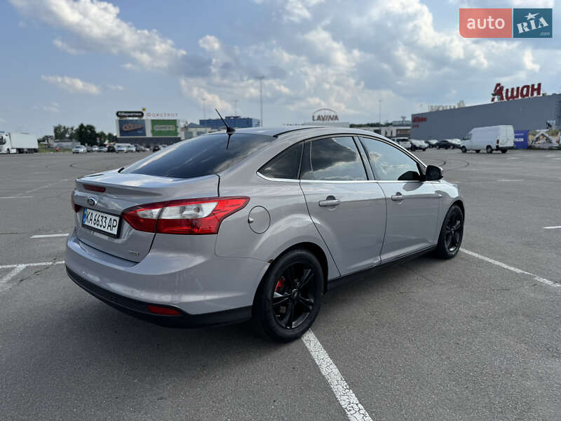 Седан Ford Focus 2013 в Киеве