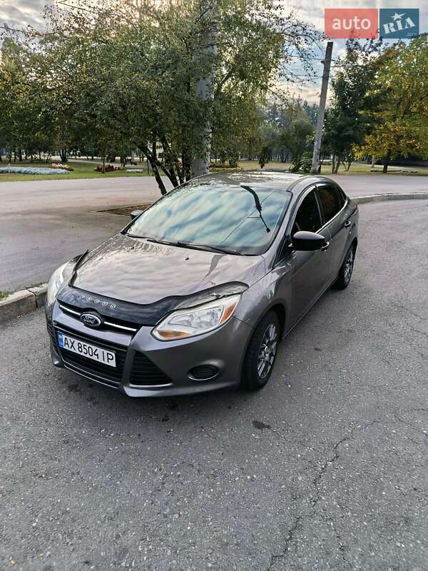 Седан Ford Focus 2013 в 