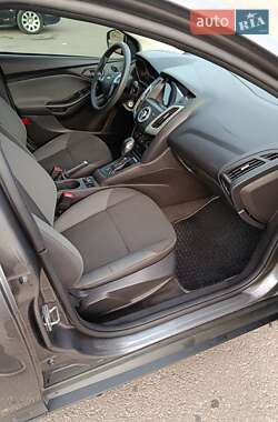Седан Ford Focus 2013 в 
