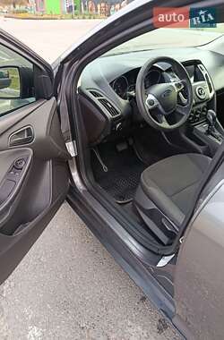 Седан Ford Focus 2013 в 