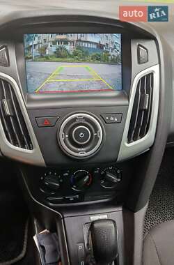 Седан Ford Focus 2013 в 