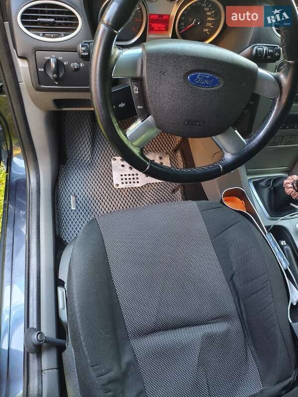 Универсал Ford Focus 2010 в Киеве