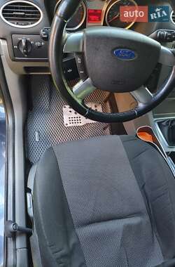 Универсал Ford Focus 2010 в 
