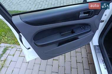 Универсал Ford Focus 2009 в 