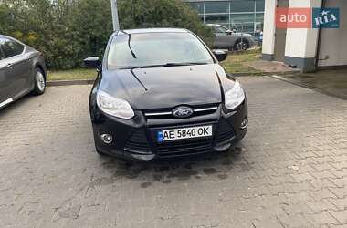 Седан Ford Focus 2012 в 