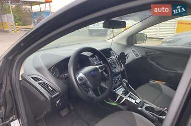 Седан Ford Focus 2012 в 