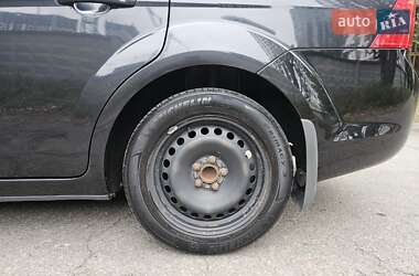Седан Ford Focus 2010 в 