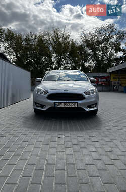 Седан Ford Focus 2015 в Александрие