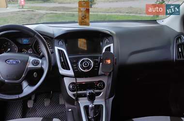 Хэтчбек Ford Focus 2014 в 