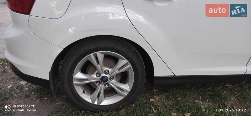 Хетчбек Ford Focus 2014 в Кривому Розі фото 16 Хетчбек Ford Focus 2014 в Кривому Розі