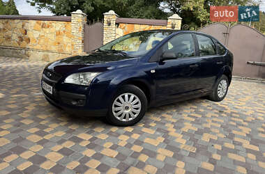Хэтчбек Ford Focus 2006 в Могилев-Подольске