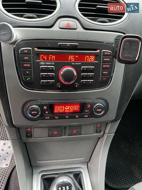 Універсал Ford Focus 2010 в Чернівцях