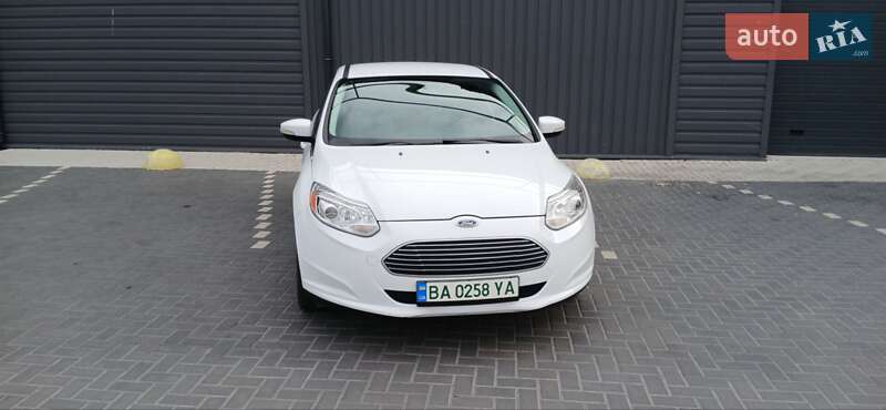 Хэтчбек Ford Focus 2013 в Кропивницком фото 3 Хэтчбек Ford Focus 2013 в Кропивницком