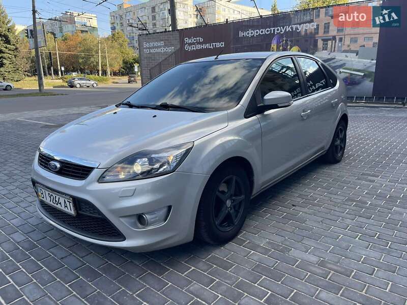 Хэтчбек Ford Focus 2008 в Полтаве