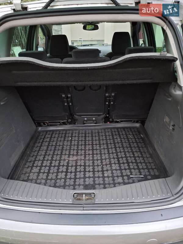 Универсал Ford Focus 2004 в Ивано-Франковске фото 12 Универсал Ford Focus 2004 в Ивано-Франковске