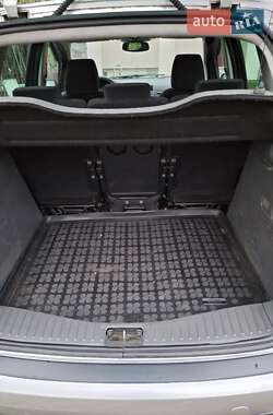 Универсал Ford Focus 2004 в 