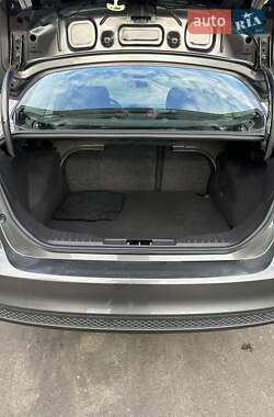 Седан Ford Focus 2015 в 