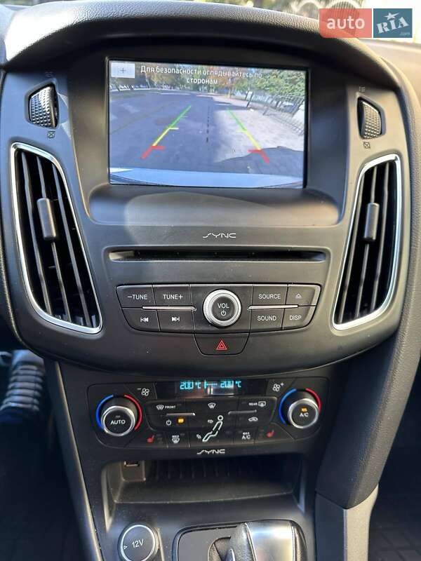 Хэтчбек Ford Focus 2017 в Днепре