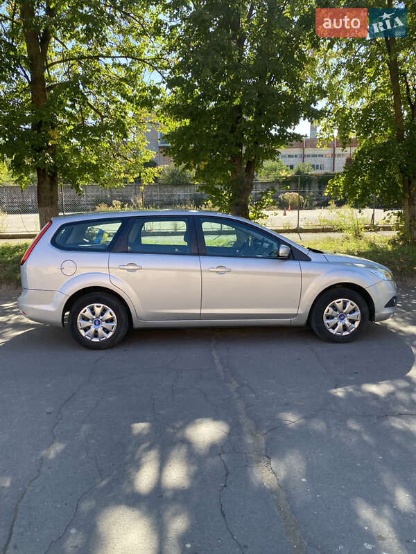 Универсал Ford Focus 2008 в Ровно