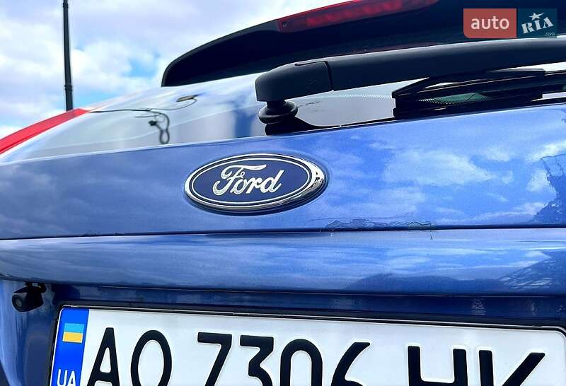 Хэтчбек Ford Focus 2005 в Харькове