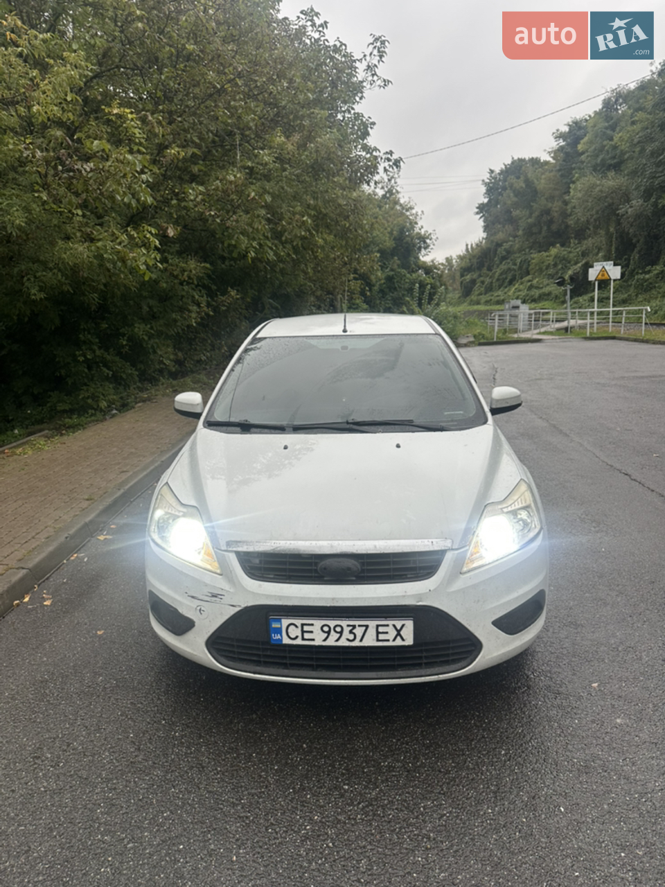2011 Ford Focus - мініатюра 11