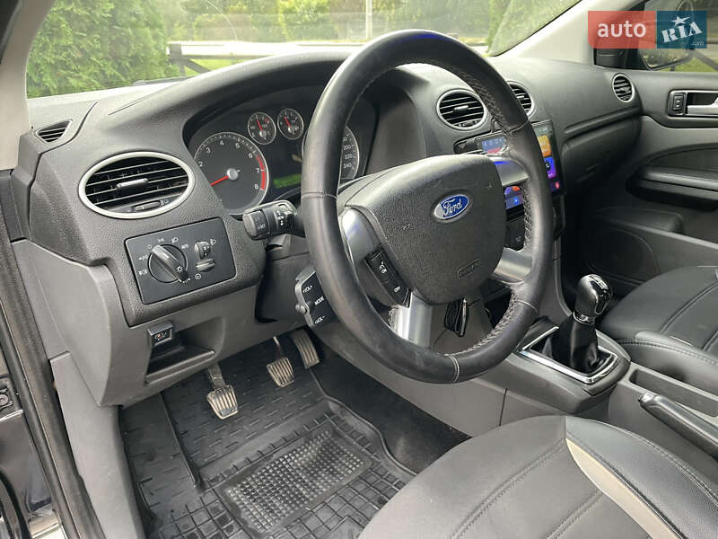 Седан Ford Focus 2006 в Сумах