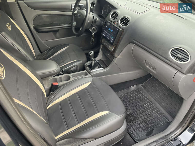 Седан Ford Focus 2006 в Сумах