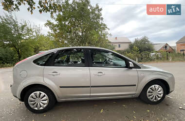 Хэтчбек Ford Focus 2006 в 