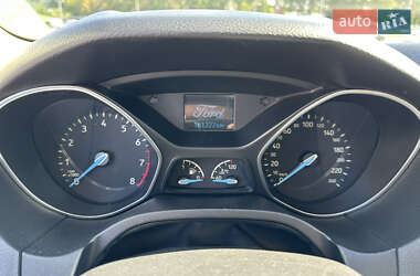 Седан Ford Focus 2016 в 