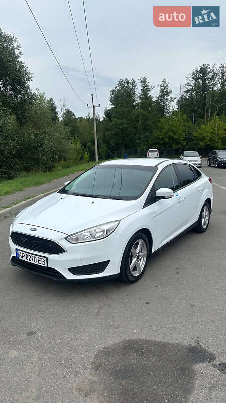 Седан Ford Focus 2017 в Киеве фото 2 Седан Ford Focus 2017 в Киеве