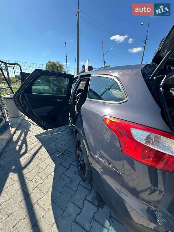 Универсал Ford Focus 2011 в Звягеле
