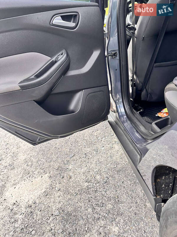 Универсал Ford Focus 2011 в Звягеле